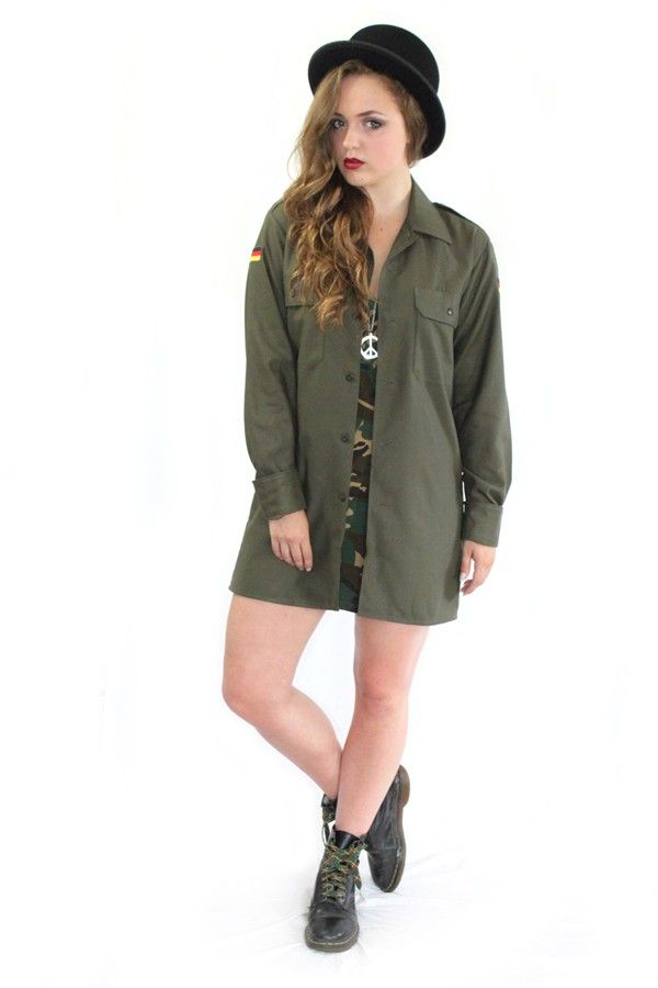 Vintage 1980s German army olive blouse military shirt khaki boyfriend jacket oversized