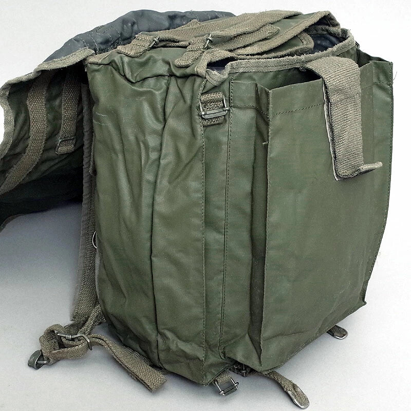Vintage 1980s French army F1 waterproof backpack bag rucksack day pack alice shoulder satchel military vinyl