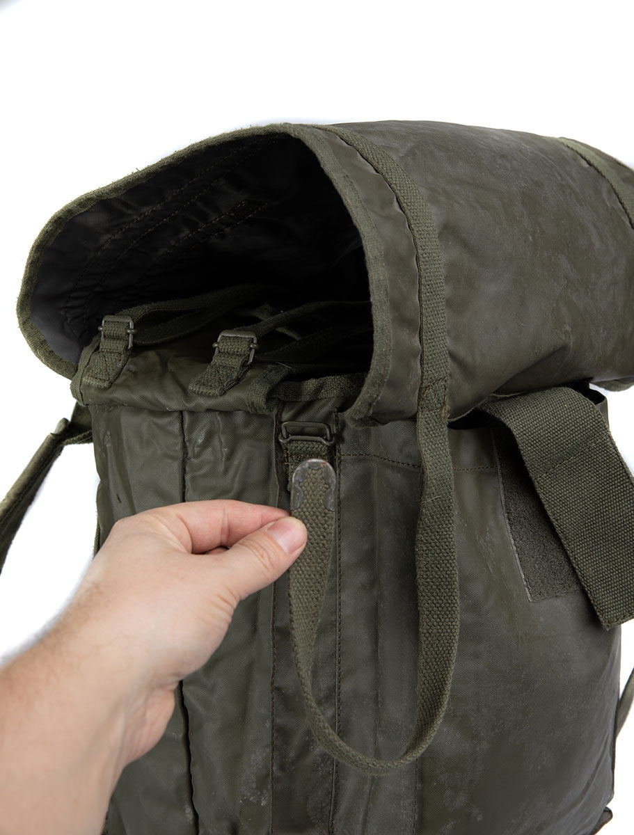 Vintage 1980s French army F1 waterproof backpack bag rucksack day pack alice shoulder satchel military vinyl