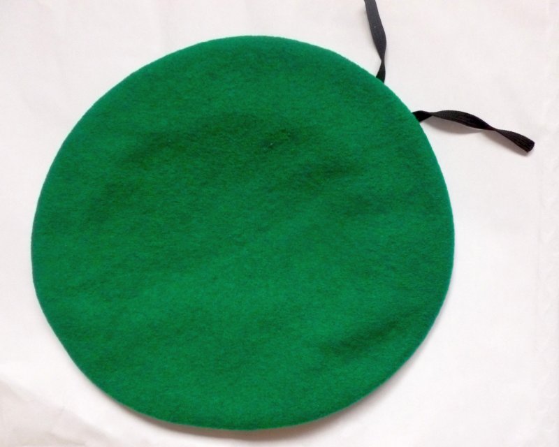 New Unissued Czech army green beret cap wool hat military 1990s