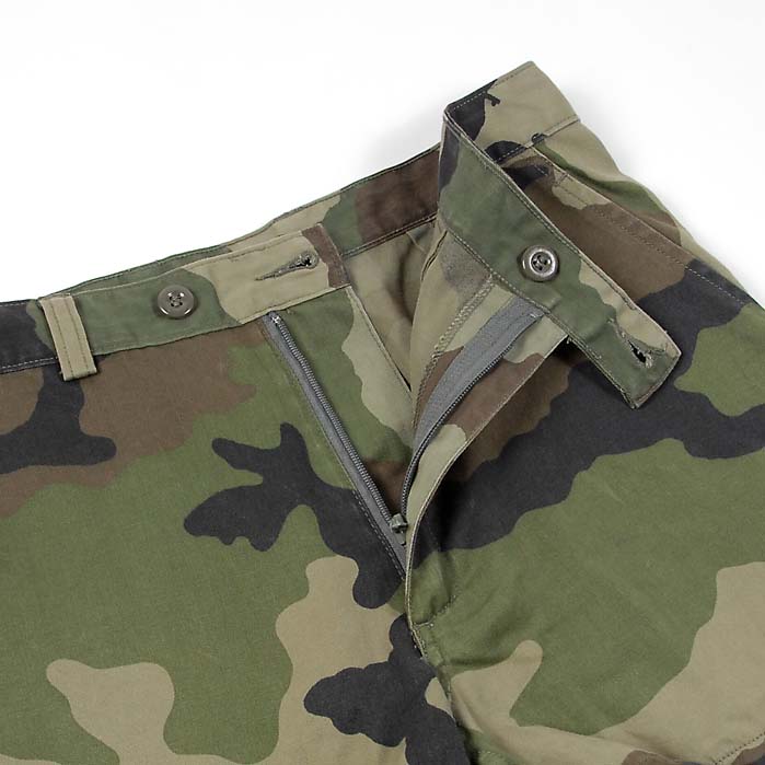 Vintage 1990s French army camo shorts military camouflage woodland CCE