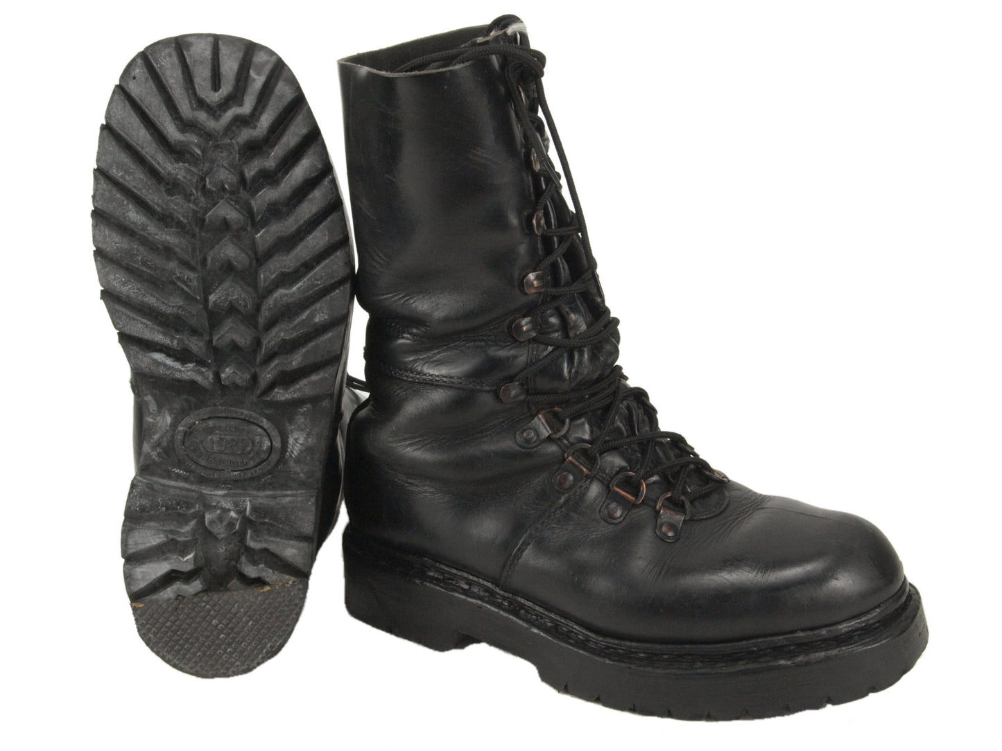 Authentic Austrian army Edelweiss Mountain boots Black leather paratrooper para shoes combat assault military half lined vintage 1980s