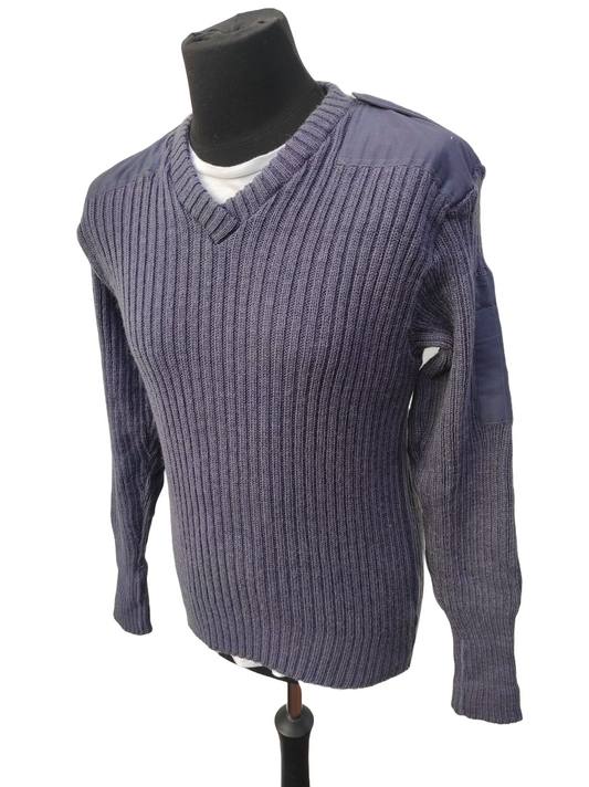 vintage British air force blue-grey wool V-neck jumper pullover sweatshirt RAF army military stretchy sweater pulli jersey