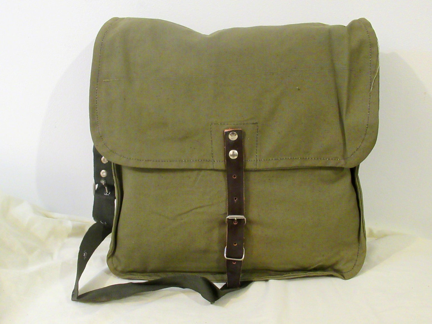 Soviet Era 70s Bulgarian Army breadbag Satchel shoulder bag military green brs Q Communist