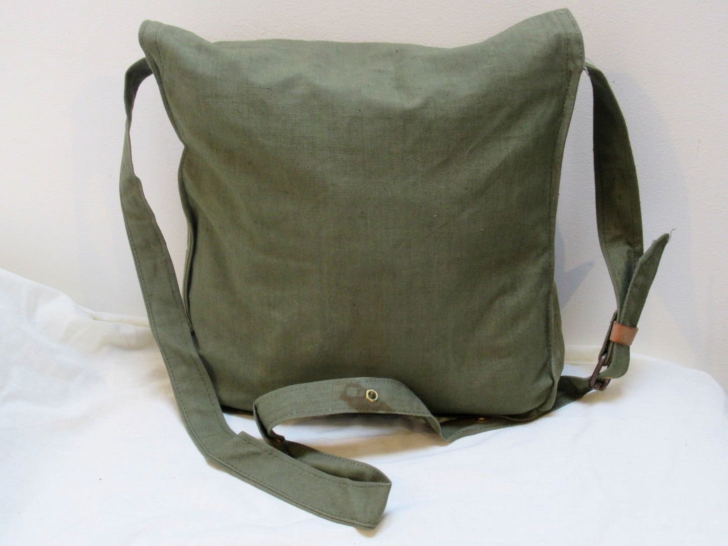 Vintage 1930s Bulgarian Army breadbag Satchel shoulder bag green tast military R
