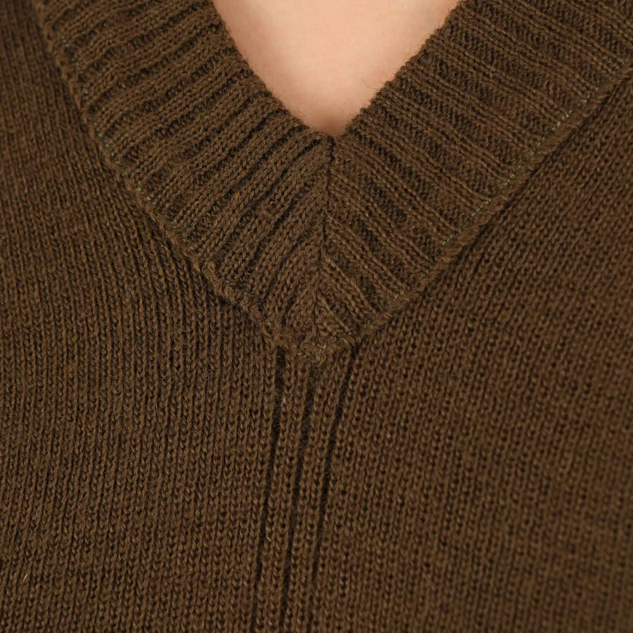 Vintage 1950s Women's French army wool v-neck sweater jumper pullover sweatshirt military khaki stretchy