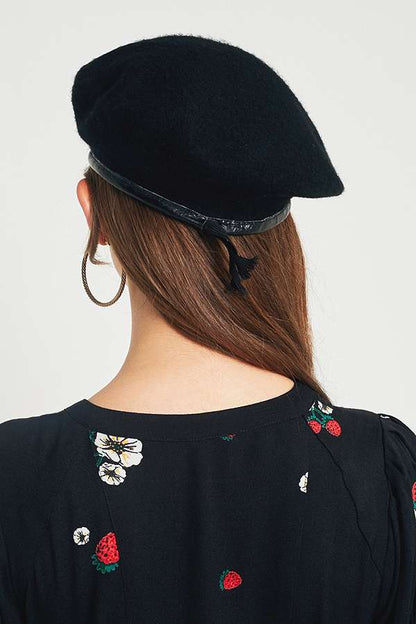 Vintage Italian army black beret cap military hat wool army