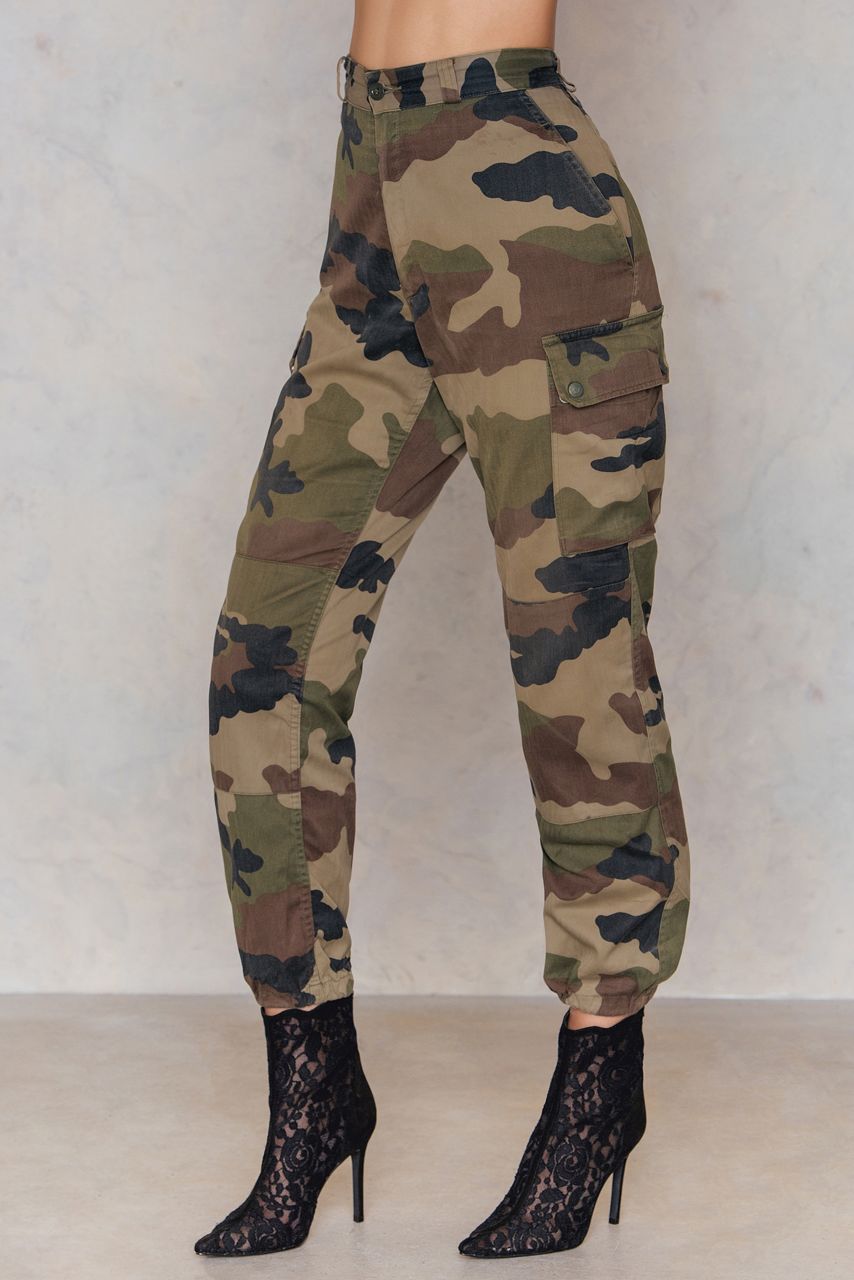 New 1980s  Women's French army camo trousers pants military camouflage cargo combat unissued deadstock
