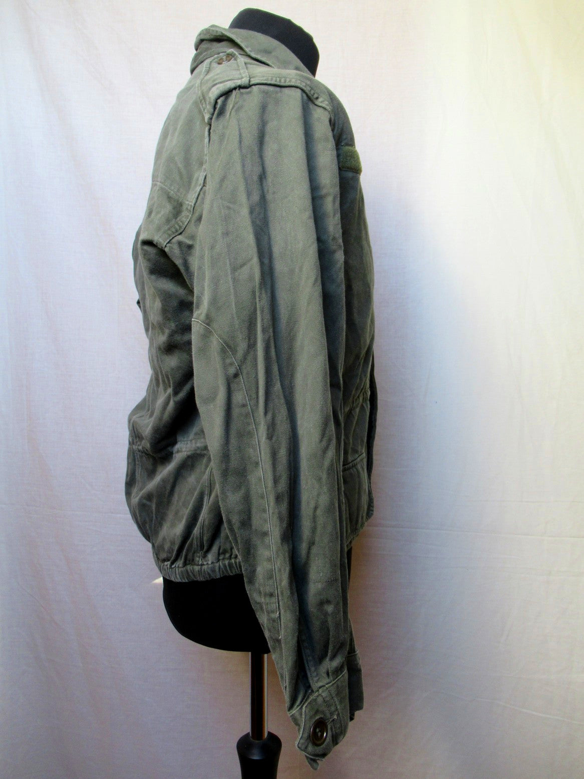 Vintage French army M64 olive field jacket combat coat military short cut