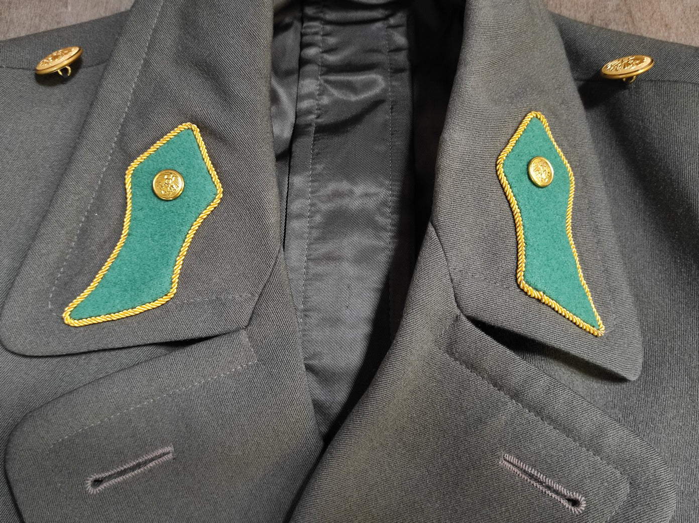 vintage 1980s Austrian Army Gaberdine Wool Army Greatcoat trench military coat officer trenchcoat overcoat