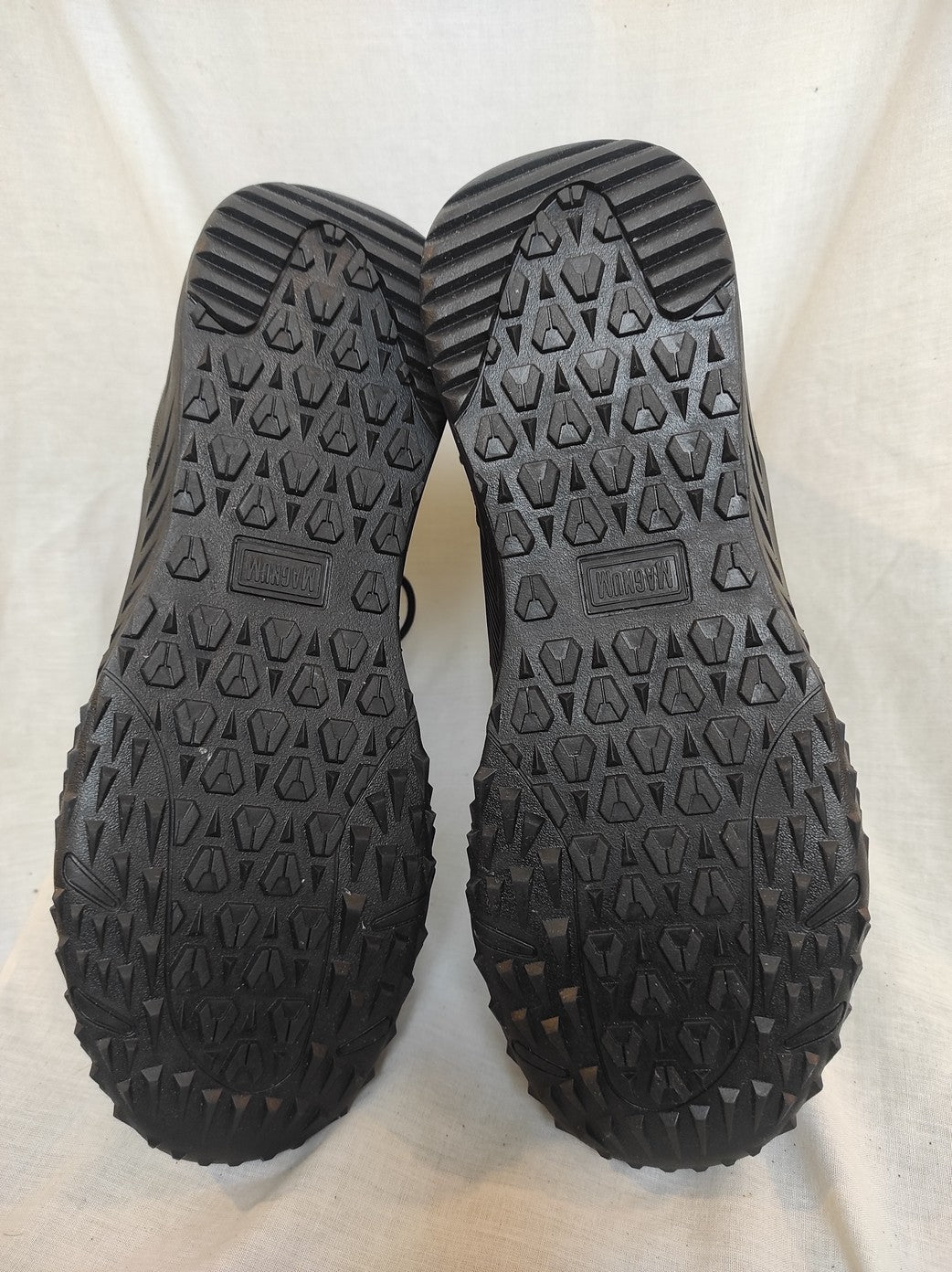 Near new MAGNUM Ultima 8.8 waterproof lined boots combat hiking side zip vegan