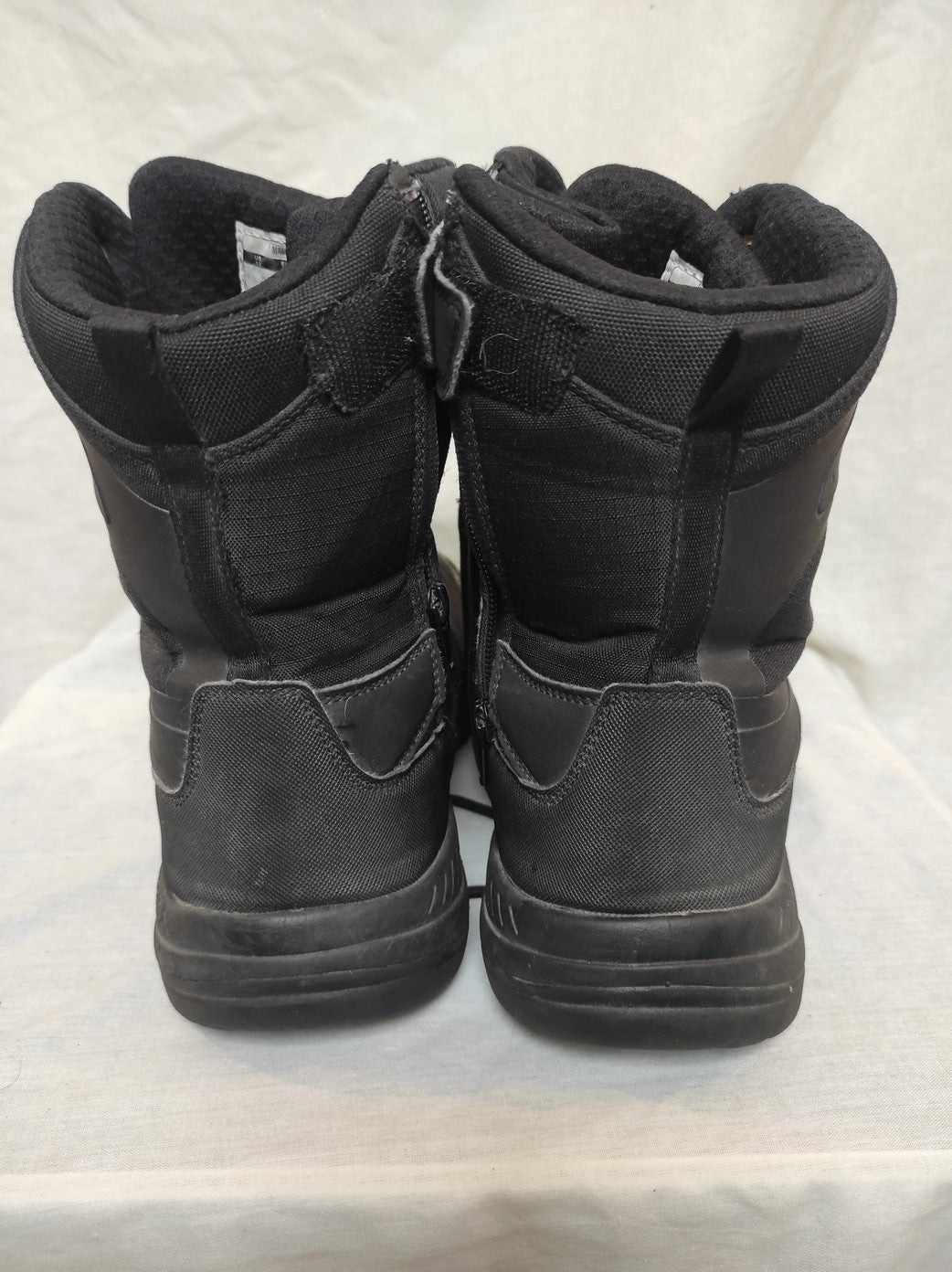 Used MAGNUM Ultima 8.8 waterproof lined boots combat hiking side zip vegan