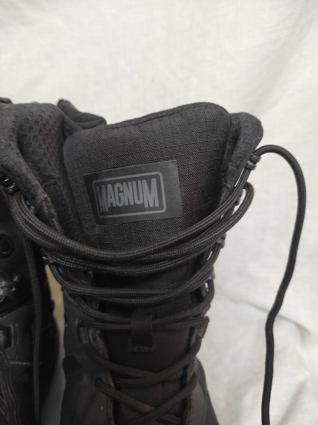 Used MAGNUM Ultima 8.8 waterproof lined boots combat hiking side zip vegan
