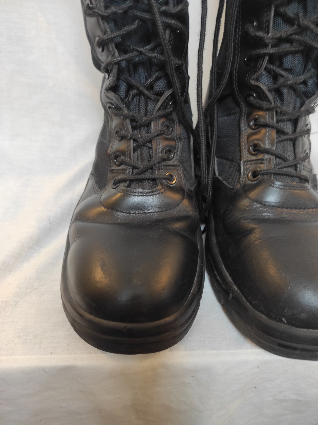 Defected Magnum Centurion 8.0 tactical boots combat lightweight footwear black