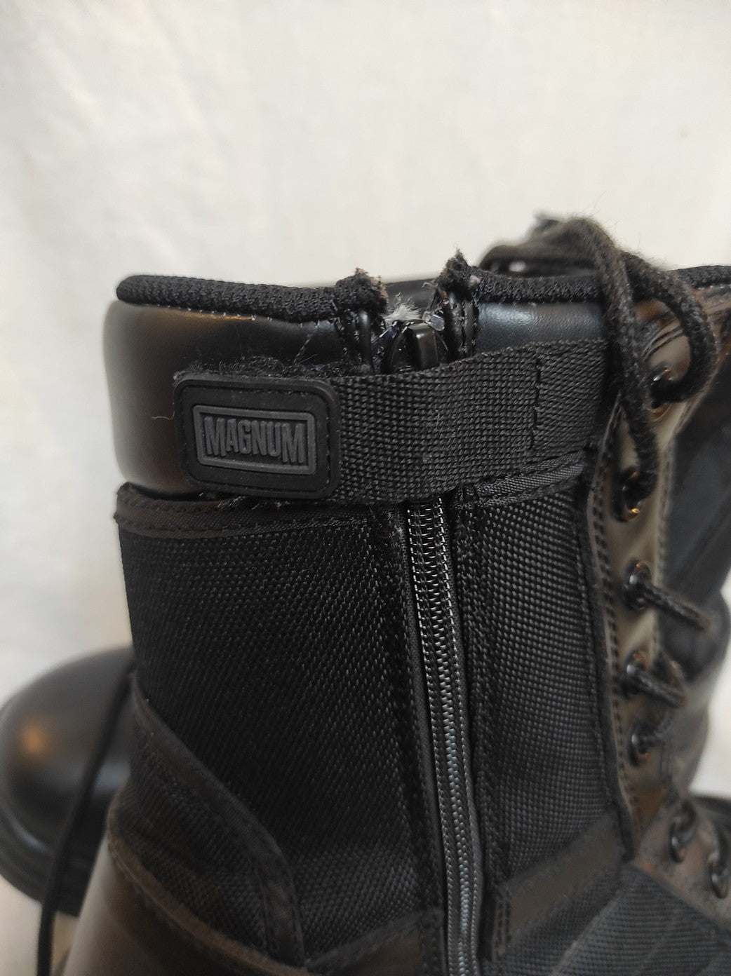 Defected Magnum Centurion 8.0 tactical boots combat lightweight footwear black