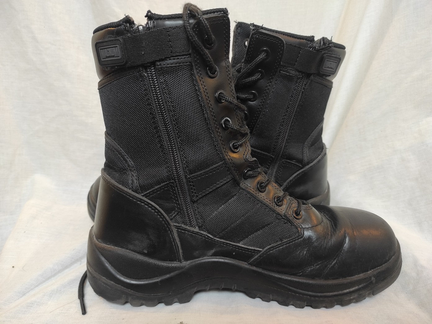 Defected Magnum Centurion 8.0 tactical boots combat lightweight footwear black