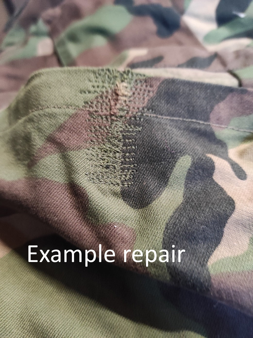 Vintage women's Oversized Slovakian army camouflage parka camo retro military jacket