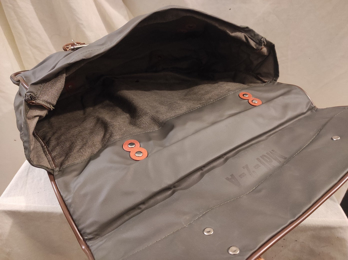 Vintage East German Officer's kit bag waterproof satchel carrier Soviet Era Communist DDR MDI NVA