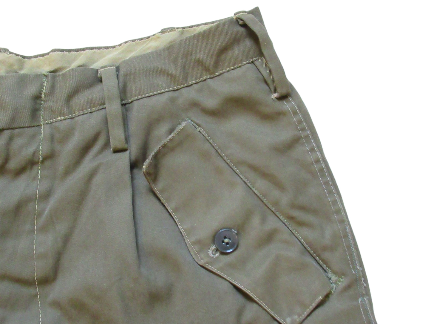 Vintage Italian army olive chino military shorts khaki 1970s-80s women pants trousers