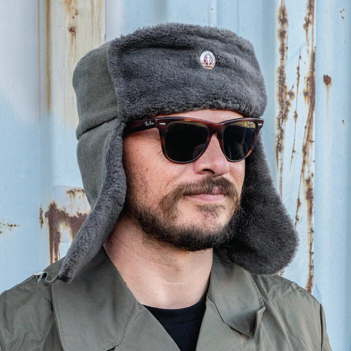 New Vintage East German army grey fur lined winter hat cap military Communist NVA DDR GDR Soviet Era soldier