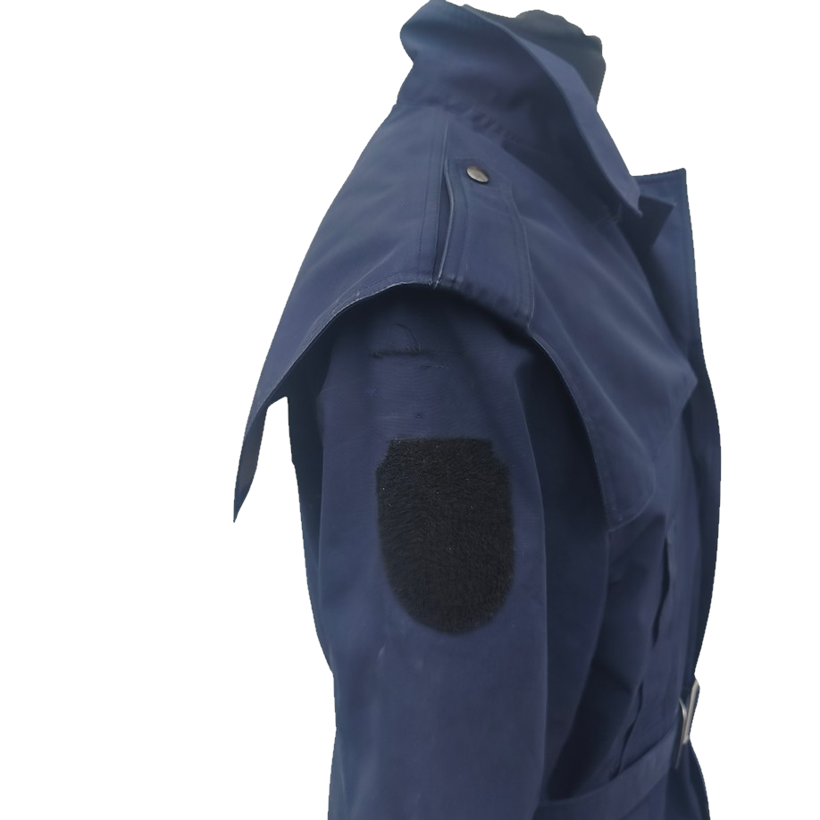Vintage 1990s-early 2000s Romanian Army navy blue winter parka jacket fully lined military