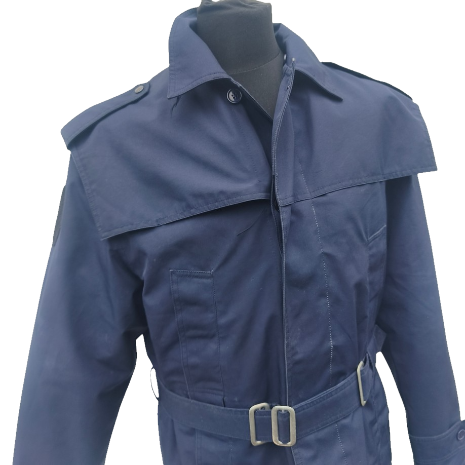 Vintage 1990s-early 2000s Romanian Army navy blue winter parka jacket fully lined military