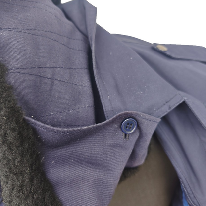 Vintage 19902-early 2000s Romanian Army navy blue winter parka jacket fully lined military black faux fur collar