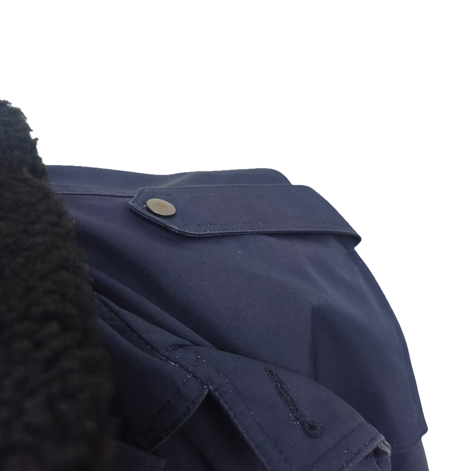 Vintage 19902-early 2000s Romanian Army navy blue winter parka jacket fully lined military black faux fur collar
