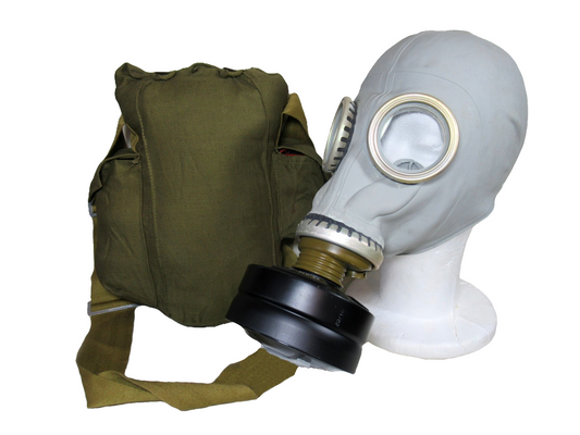 New Vintage 1980s Red Army Gas Mask Communist Soviet Era with filter & bag GP5 CCCP USSR