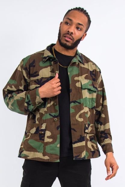 New Vintage 1990s US army woodland BDU camouflage jacket coat surplus camo military ripstop unissued