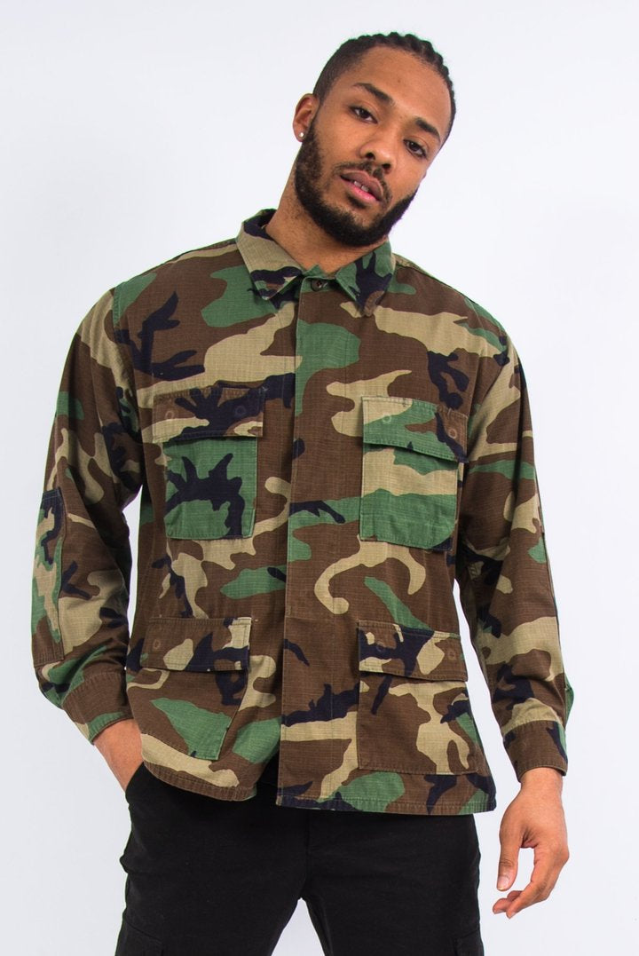 New Vintage 1990s US army woodland BDU camouflage jacket coat surplus camo military ripstop unissued