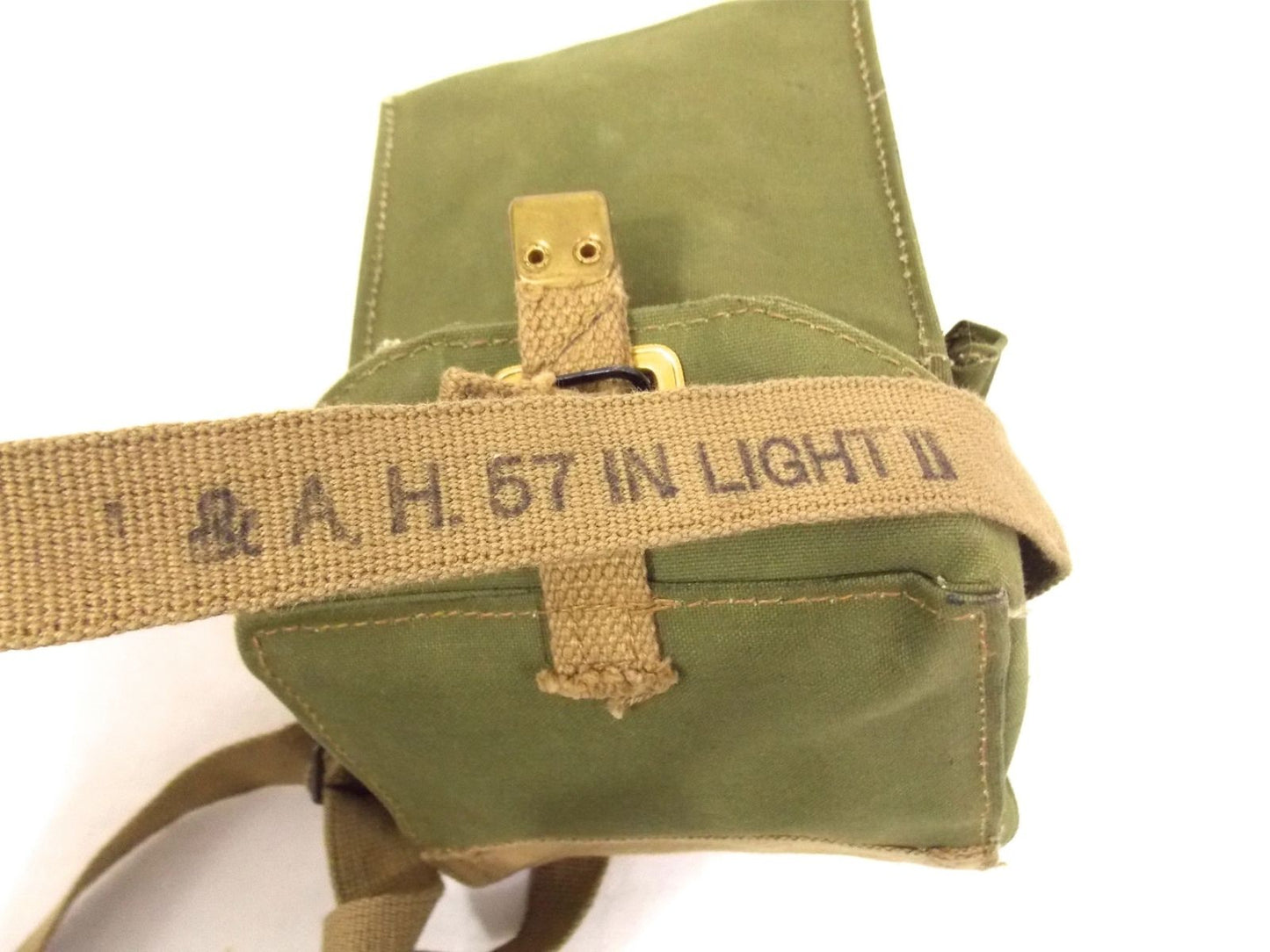 Vintage WW2 British Army Canvas gas mask bag Satchel shoulder military WWII
