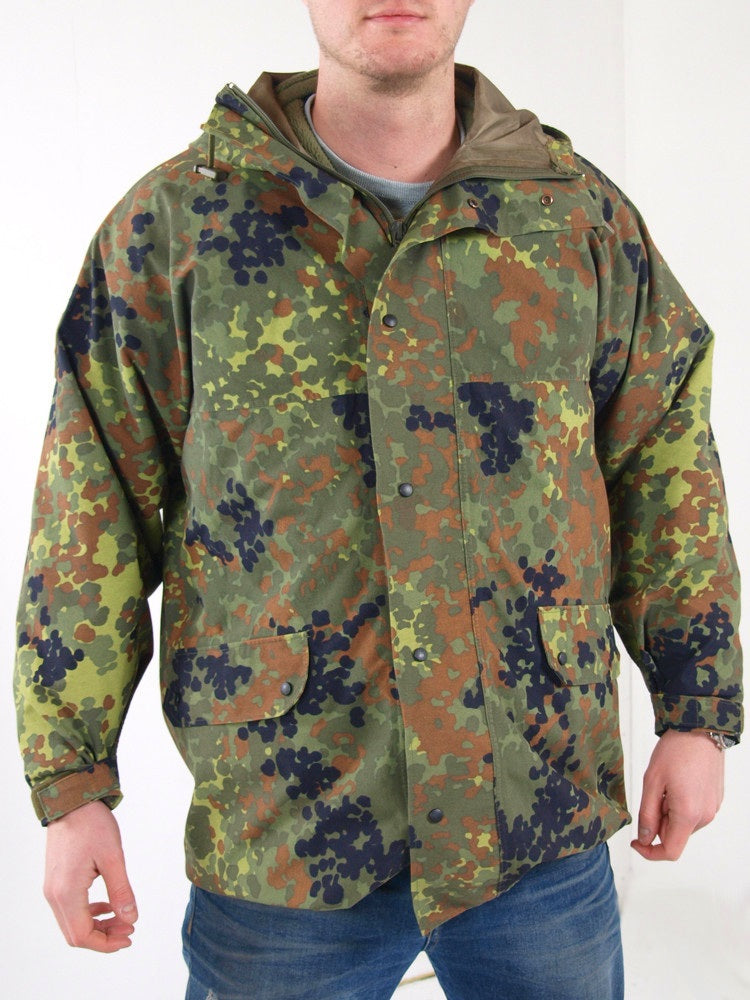 Authentic German Army Goretex  waterproof Parka military coat jacket Bundeswehr camouflage raincoat rain gear camo flecktarn