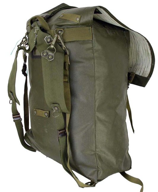 New Unissued Czech army large waterproof backpack rucksack shoulder bag carrier hand satchel military M85 with harness
