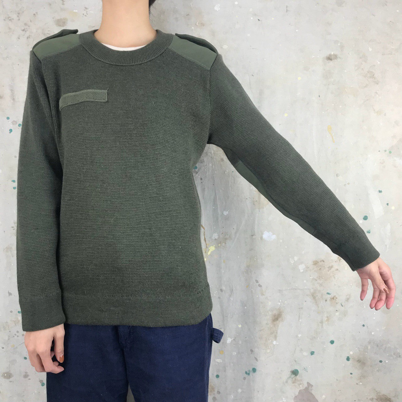 Vintage 1980s Women's French army jumper pullover sweatshirt military olive stretchy