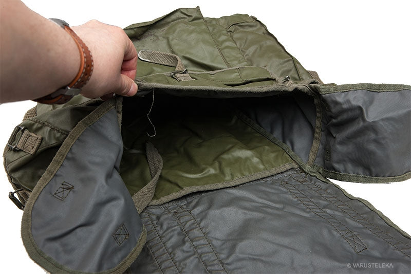 Vintage 1980s French army F2 waterproof backpack bag rucksack day pack alice shoulder satchel military vinyl (Copy)