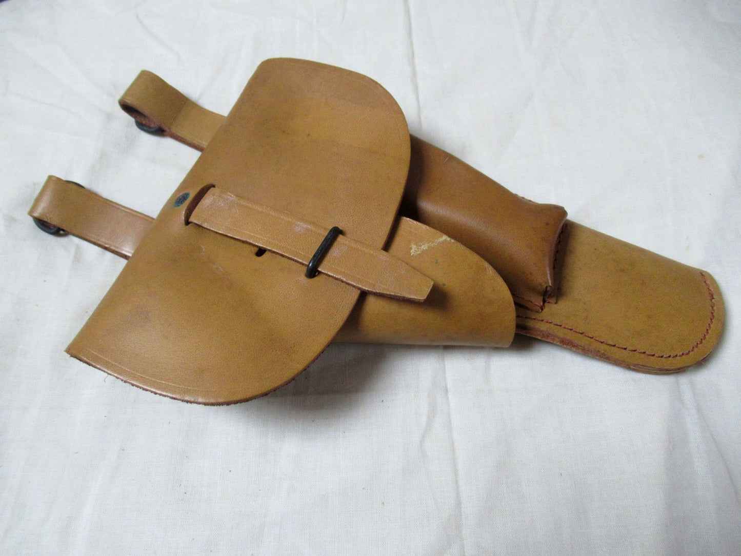 Vintage 1960s French army tan leather pistol holster M47 brown military