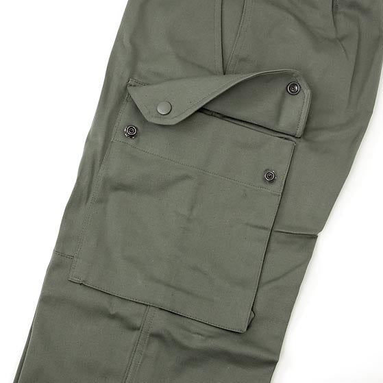 New Vintage 1980s Unissued French army khaki trousers pants military olive cargo combat deadstock