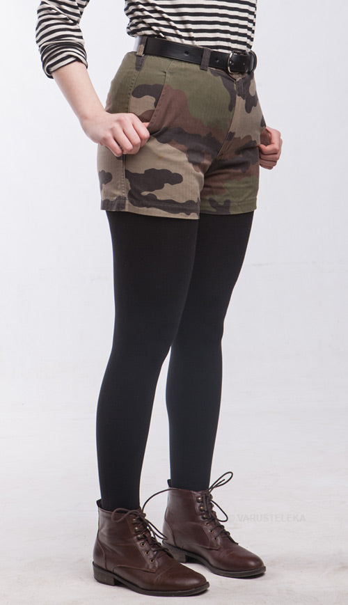 Vintage 1990s Women's French army camo shorts military camouflage