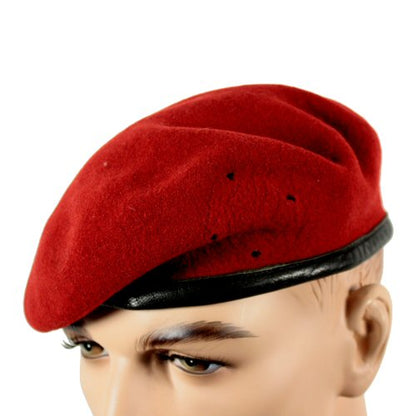 Vintage German army red beret cap military hat bundeswehr