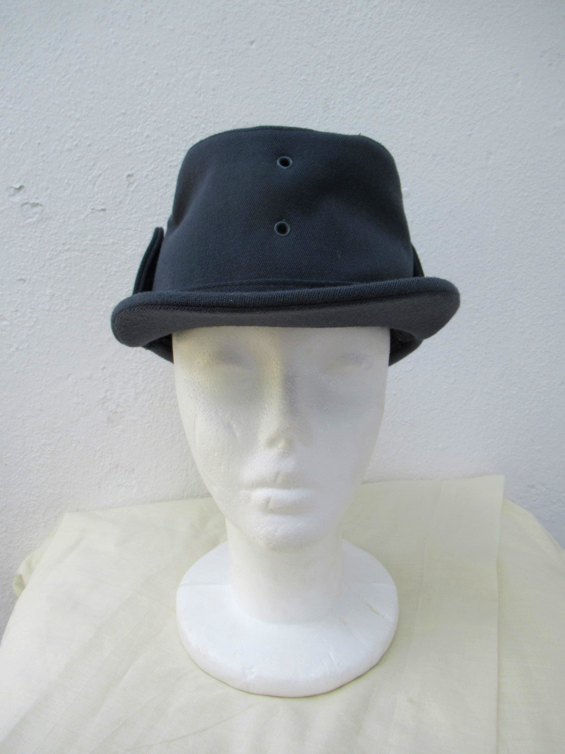 Vintage 1960s Swedish air force blue wool lined winter hat cap mountain gaberdine army military