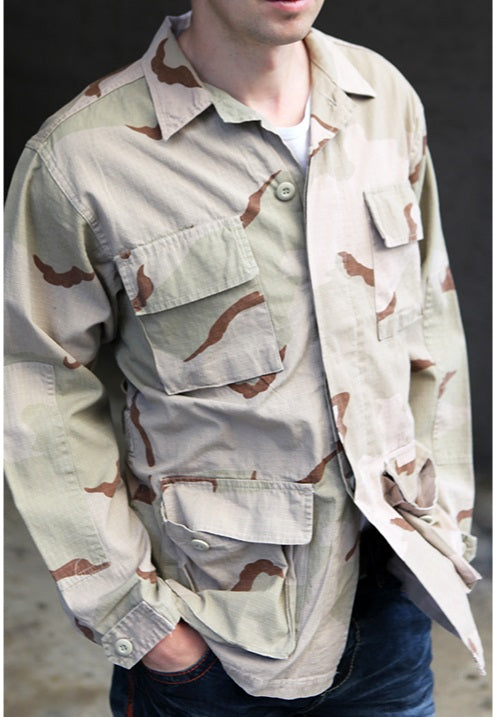 Vintage 1990s US army desert camouflage bdu jacket coat surplus camo military retro urban three colour